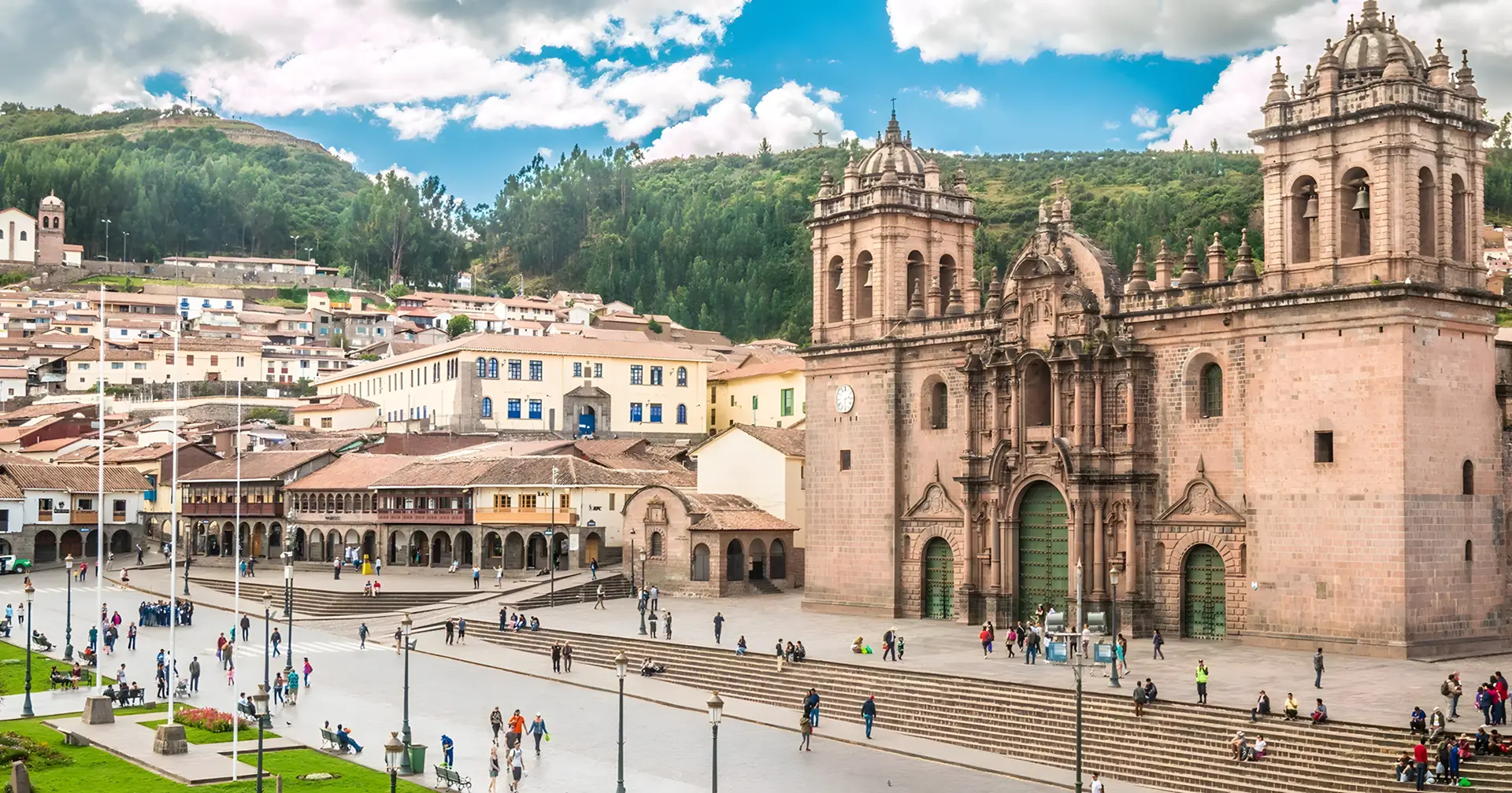 Historic Cusco Walking Tour exploring Inca architecture